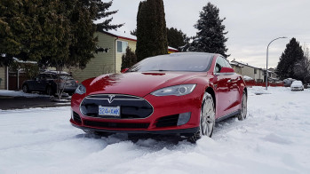 Tesla Model S преодолела собственный рекорд при минусовой температуре