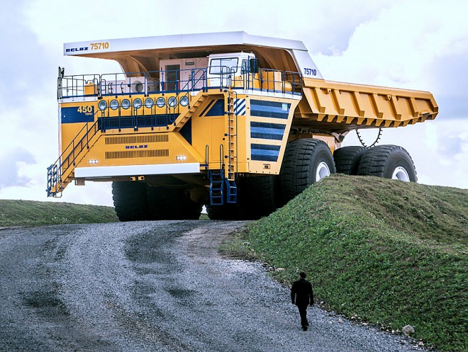 Самый огромный грузовик в мире фото