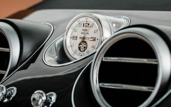 Механические часы Breitling Mulliner Tourbillon в Bentley Bentayga, Механические часы, Breitling Mulliner Tourbillon, Bentley Bentayga