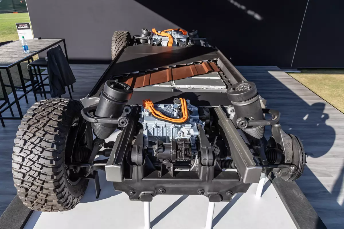 тест-драйв GMC Hummer EV 2023 года