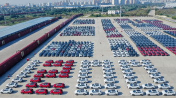 Tesla сдает позиции китайскому производителю электромобилей