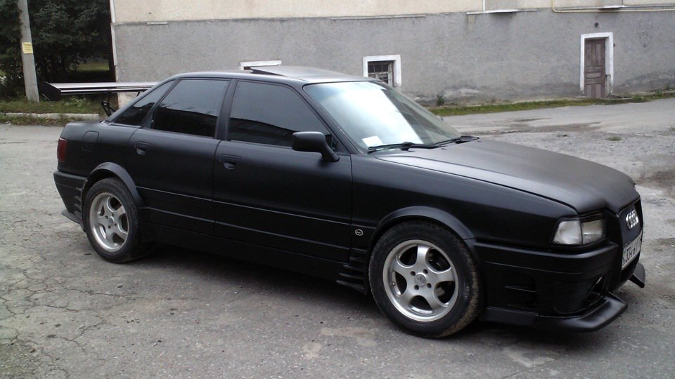 Запчасти автотюнинга. Тюнинг Audi 80 (1991-1996)