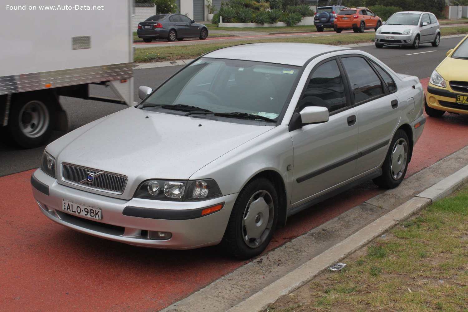 Volvo s40: какой двигатель лучше? - Автопортал 100.ks.ua